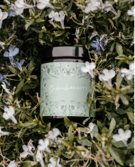 Sielska Łąka – Naturalna Świeca Sojowa z Olejkami Eterycznymi Lawenda